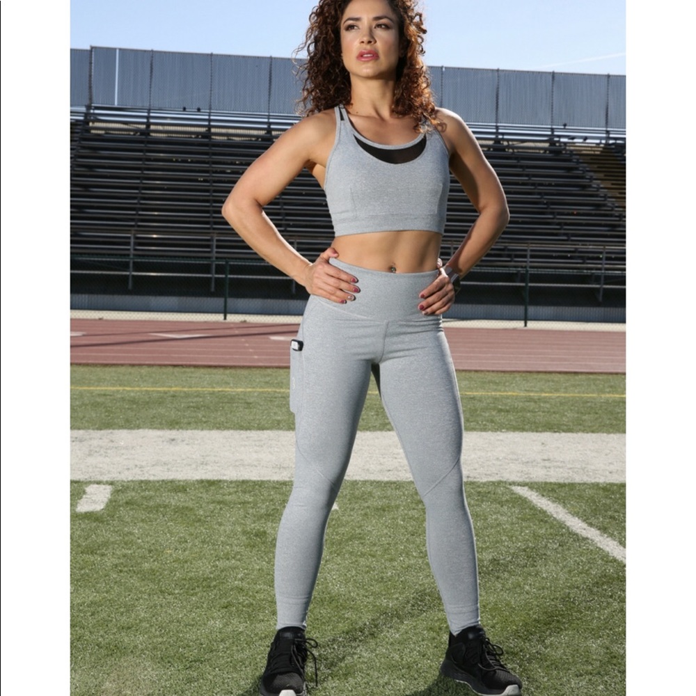 Booty Blossom Gray Pocket Leggings
